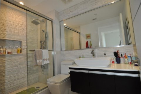 Condominio en venta en Key Biscayne, Florida, 3 dormitorios, 263.84 m2 № 2181439 - foto 9