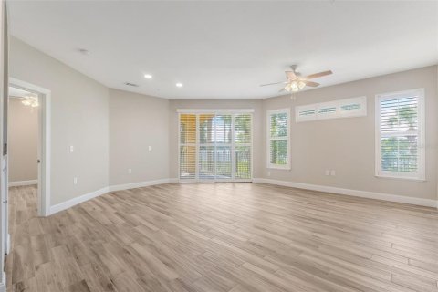 Condominio en venta en Maitland, Florida, 2 dormitorios, 103.21 m2 № 1853756 - foto 10