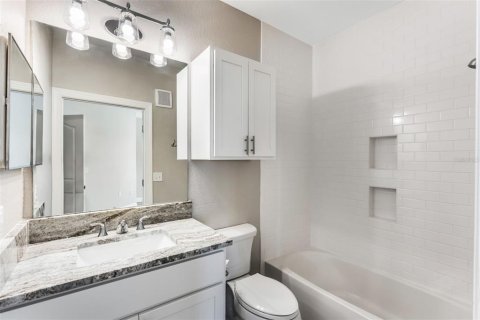 Condominio en venta en Maitland, Florida, 2 dormitorios, 103.21 m2 № 1853756 - foto 22