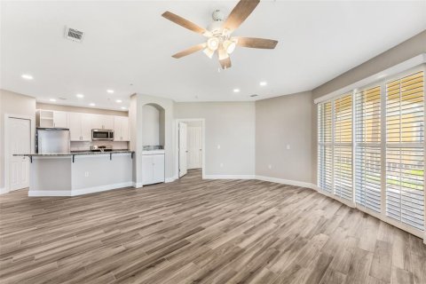 Condominio en venta en Maitland, Florida, 2 dormitorios, 103.21 m2 № 1853756 - foto 5