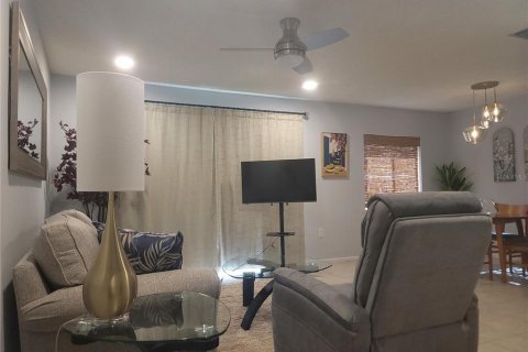 Casa en alquiler en Clearwater, Florida, 1 dormitorio, 54.81 m2 № 2108744 - foto 9