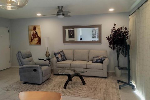 Casa en alquiler en Clearwater, Florida, 1 dormitorio, 54.81 m2 № 2108744 - foto 4