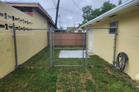 Appartement à louer à Hollywood, Floride: 1 chambre, 46.45 m2 № 2085611 - photo 15