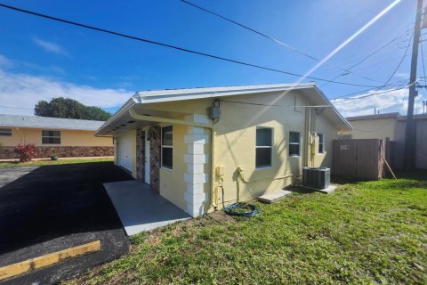 Appartement à louer à Hollywood, Floride: 1 chambre, 46.45 m2 № 2085611 - photo 2