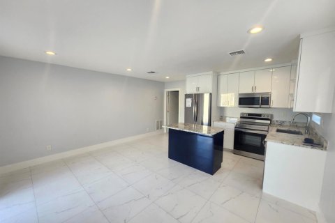 Appartement à louer à Hollywood, Floride: 1 chambre, 46.45 m2 № 2085611 - photo 6