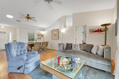 Villa ou maison à louer à Leesburg, Floride: 2 chambres, 128.21 m2 № 2415416 - photo 13