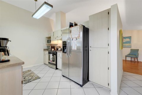 Villa ou maison à louer à Leesburg, Floride: 2 chambres, 128.21 m2 № 2415416 - photo 18