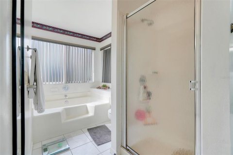 Villa ou maison à louer à Leesburg, Floride: 2 chambres, 128.21 m2 № 2415416 - photo 26