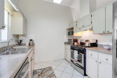 Villa ou maison à louer à Leesburg, Floride: 2 chambres, 128.21 m2 № 2415416 - photo 20