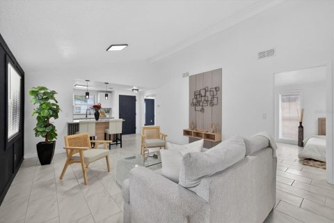 Villa ou maison à vendre à Tampa, Floride: 3 chambres, 102.84 m2 № 1885892 - photo 13