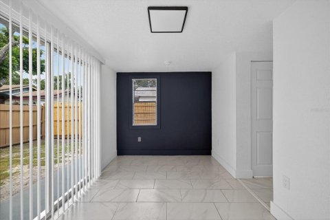 Villa ou maison à vendre à Tampa, Floride: 3 chambres, 102.84 m2 № 1885892 - photo 22