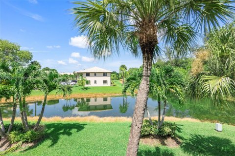 Купить кондоминиум в Маргит, Флорида 2 спальни, 75.72м2, № 1955507 - фото 23