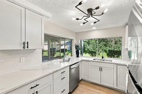 Villa ou maison à vendre à Hudson, Floride: 2 chambres, 141.12 m2 № 2420182 - photo 21