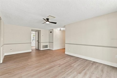 Villa ou maison à vendre à Hudson, Floride: 2 chambres, 141.12 m2 № 2420182 - photo 27