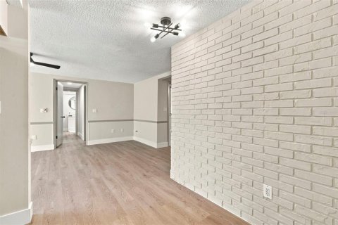 Villa ou maison à vendre à Hudson, Floride: 2 chambres, 141.12 m2 № 2420182 - photo 24
