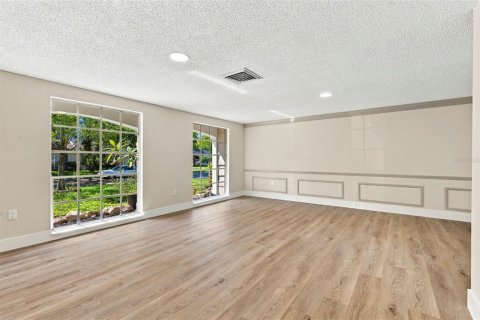 Villa ou maison à vendre à Hudson, Floride: 2 chambres, 141.12 m2 № 2420182 - photo 8