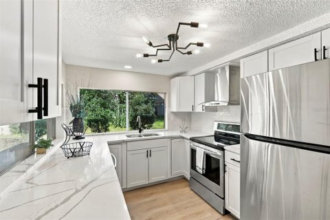 Villa ou maison à vendre à Hudson, Floride: 2 chambres, 141.12 m2 № 2420182 - photo 19