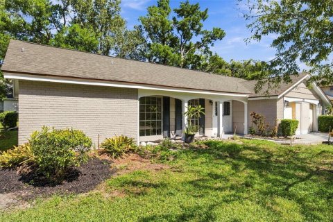 Villa ou maison à vendre à Hudson, Floride: 2 chambres, 141.12 m2 № 2420182 - photo 2