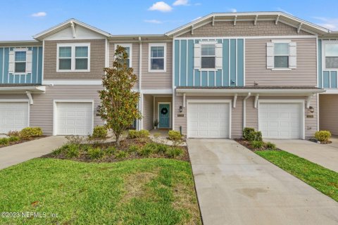 House in Jacksonville, Florida 3 bedrooms, 153.75 sq.m. № 818017 - photo 1