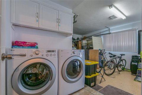 Casa en venta en Tamarac, Florida, 2 dormitorios, 105.07 m2 № 2010385 - foto 27