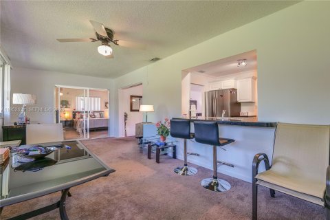 Casa en venta en Tamarac, Florida, 2 dormitorios, 105.07 m2 № 2010385 - foto 21