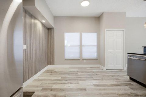 Villa ou maison à vendre à Orlando, Floride: 3 chambres, 141.58 m2 № 2437298 - photo 19