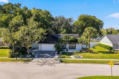 Villa ou maison à vendre à Orlando, Floride: 3 chambres, 141.58 m2 № 2437298 - photo 3