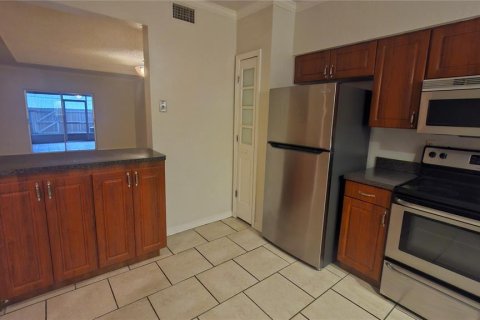 Villa ou maison à louer à Tampa, Floride: 3 chambres, 134.99 m2 № 2117984 - photo 7