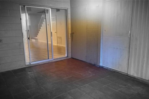 Villa ou maison à louer à Tampa, Floride: 3 chambres, 134.99 m2 № 2117984 - photo 14