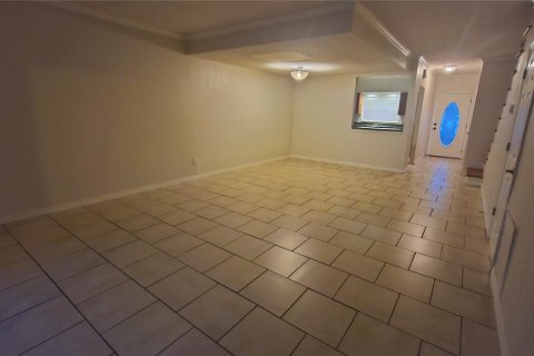 Villa ou maison à louer à Tampa, Floride: 3 chambres, 134.99 m2 № 2117984 - photo 12