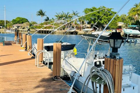 Condominio en Pompano Beach, Florida, 2 dormitorios № 2431383