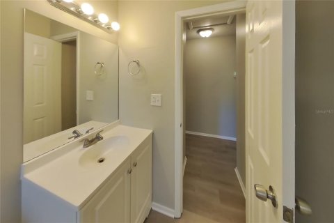 Villa ou maison à louer à Clearwater, Floride: 3 chambres, 107.58 m2 № 2385958 - photo 13