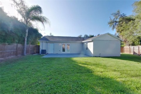 Villa ou maison à louer à Clearwater, Floride: 3 chambres, 107.58 m2 № 2385958 - photo 15