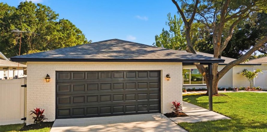 Villa ou maison à Largo, Floride 3 chambres, 172.89 m2 № 2119317