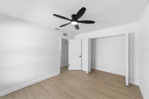Villa ou maison à vendre à Largo, Floride: 3 chambres, 172.89 m2 № 2119317 - photo 27