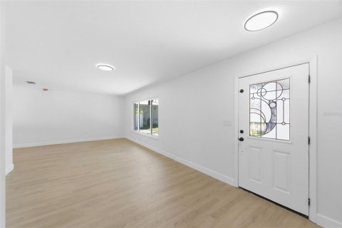 Villa ou maison à vendre à Largo, Floride: 3 chambres, 172.89 m2 № 2119317 - photo 5