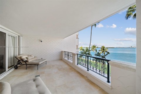Condominio en venta en Miami Beach, Florida, 2 dormitorios, 181.16 m2 № 1867253 - foto 17