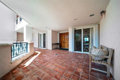 Condominio en venta en Miami Beach, Florida, 2 dormitorios, 181.16 m2 № 1867253 - foto 29
