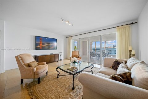 Condominio en venta en Miami Beach, Florida, 2 dormitorios, 181.16 m2 № 1867253 - foto 4