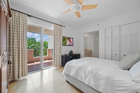 Condominio en venta en Miami Beach, Florida, 2 dormitorios, 181.16 m2 № 1867253 - foto 25