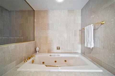 Condominio en venta en Miami Beach, Florida, 2 dormitorios, 181.16 m2 № 1867253 - foto 22