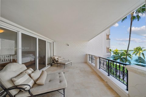 Condominio en venta en Miami Beach, Florida, 2 dormitorios, 181.16 m2 № 1867253 - foto 16