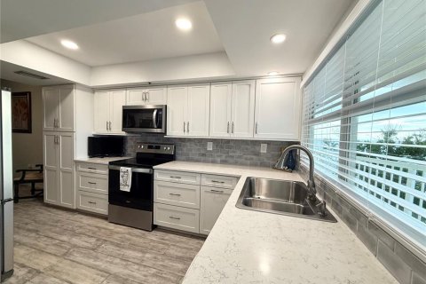 Copropriété à vendre à Englewood, Floride: 2 chambres, 98.66 m2 № 1900020 - photo 7