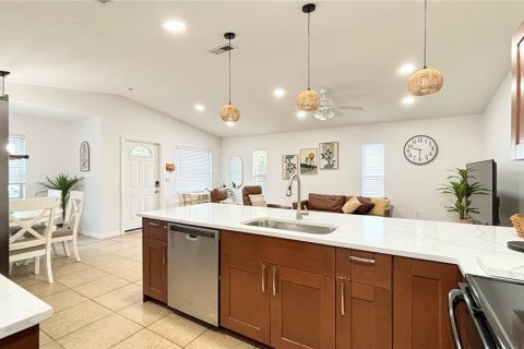 Villa ou maison à louer à Sarasota, Floride: 3 chambres, 116.5 m2 № 1373916 - photo 11