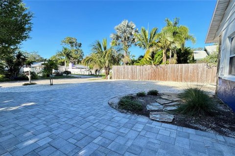 Villa ou maison à louer à Sarasota, Floride: 3 chambres, 116.5 m2 № 1373916 - photo 4