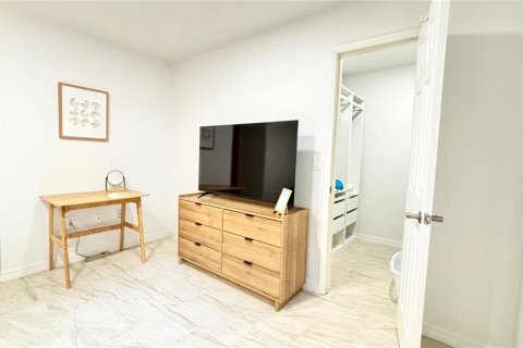 Villa ou maison à louer à Sarasota, Floride: 3 chambres, 116.5 m2 № 1373916 - photo 24