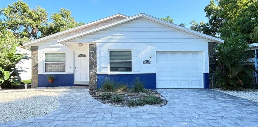 Casa en Sarasota, Florida 3 dormitorios, 116.5 m2 № 1373916