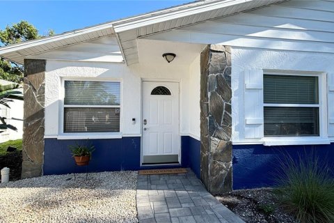 Villa ou maison à louer à Sarasota, Floride: 3 chambres, 116.5 m2 № 1373916 - photo 2