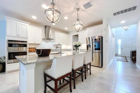 Villa ou maison à vendre à Zephyrhills, Floride: 5 chambres, 349.41 m2 № 2155616 - photo 11