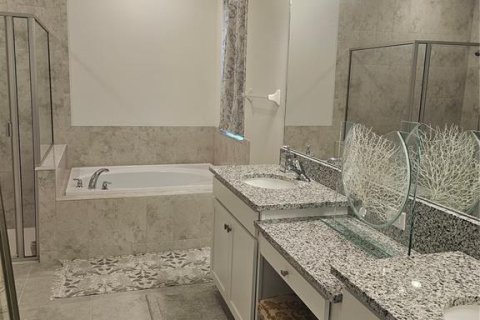 Villa ou maison à vendre à Zephyrhills, Floride: 5 chambres, 349.41 m2 № 2155616 - photo 21